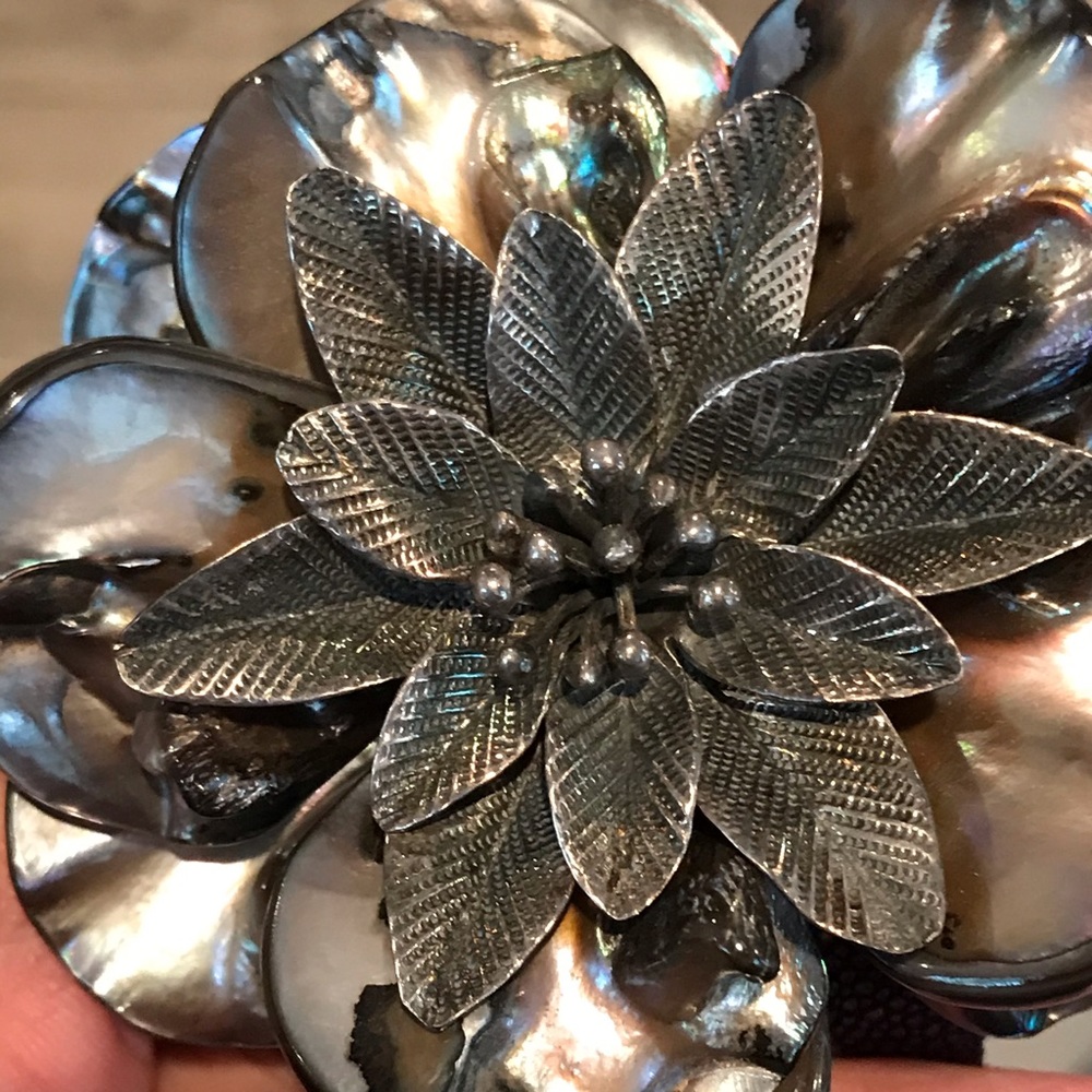 Stingray leather cuff mother of pearl 925